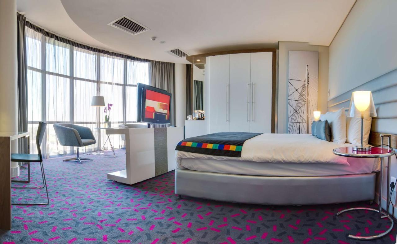 Park Inn Sandton Joanesburgo Exterior foto